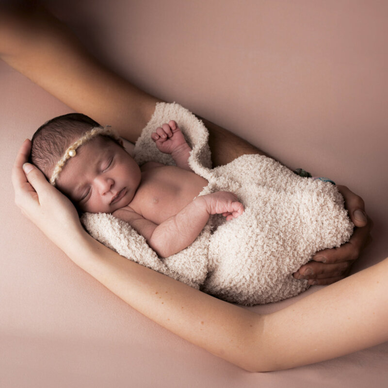 shooting photo bébé - Studio photo Guillaume Planat montpellier Nîmes