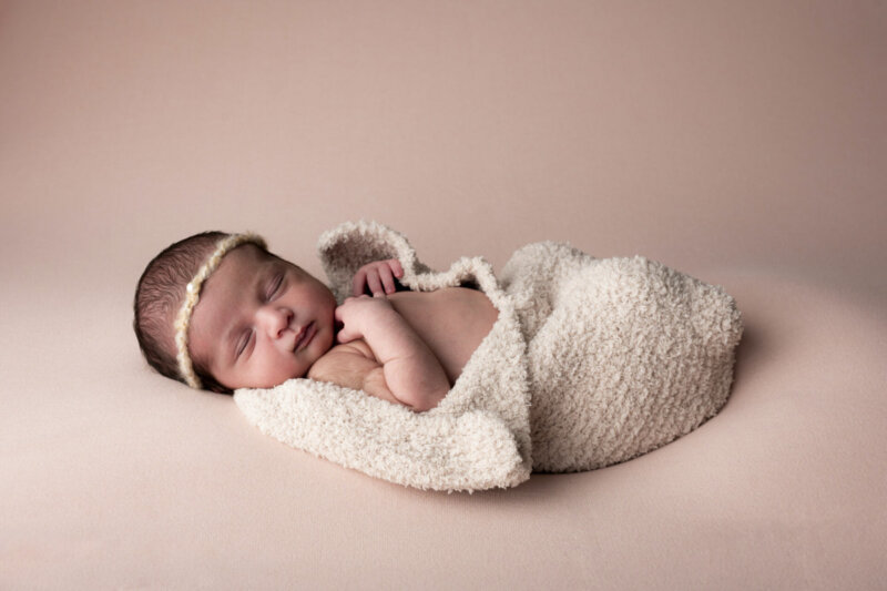 shooting bébé - Studio photo Guillaume Planat montpellier Nîmes