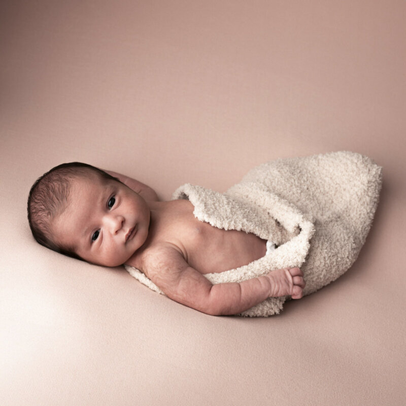 Studio photo Guillaume Planat montpellier Nîmes - shooting bebe naissance