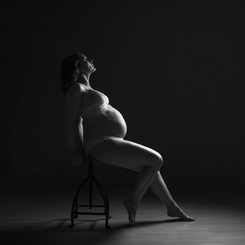 shooting femme enceinte couple - Studio photo Guillaume Planat montpellier Nîmes