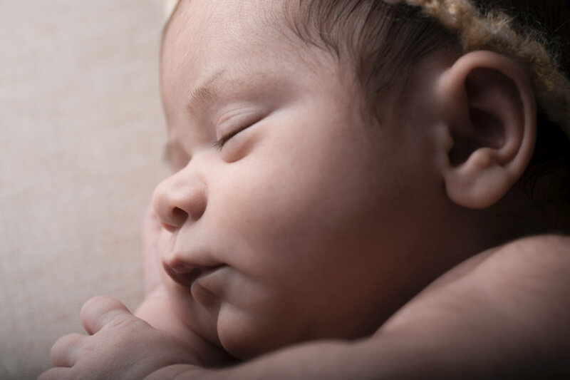 photographe de bébé - Studio photo Guillaume Planat montpellier Nîmes