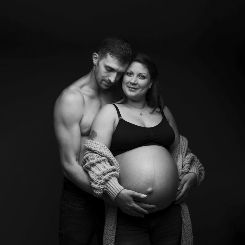 shooting photo couple femme enceinte - Studio photo Guillaume Planat montpellier Nîmes