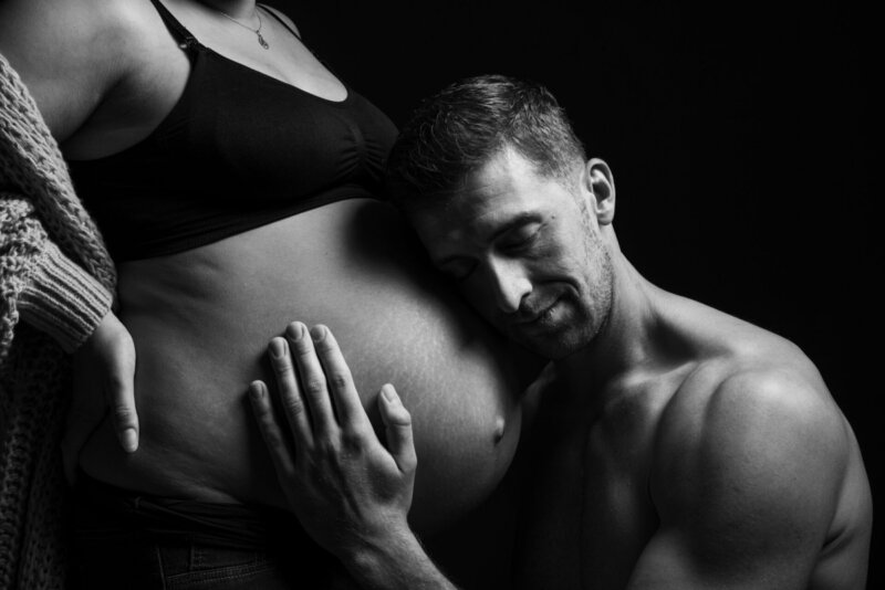 shooting photo pour femme enceinte - Studio photo Guillaume Planat montpellier Nîmes