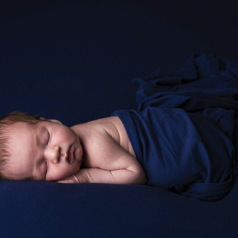 Studio photo Guillaume Planat Nîmes. Photo de portraits, famille, grossesse, bébé, corporate