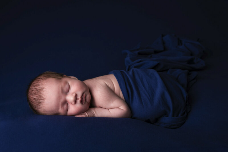 Studio photo Guillaume Planat Nîmes. Photo de portraits, famille, grossesse, bébé, corporate