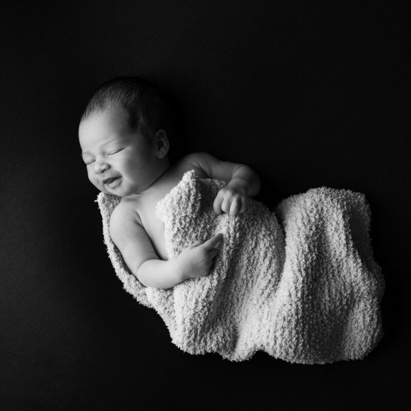 Studio photo Nîmes -Guillaume Planat Photo de portraits, famille, grossesse, bébé, corporate